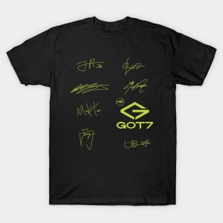 Design with the signatures of  got7 T-Shirt